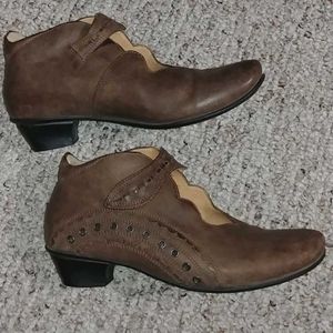 THINK! heeled Mary Jane shoes